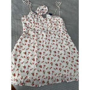 Abercrombie & Fitch summer cherry dress size XL. Never worn